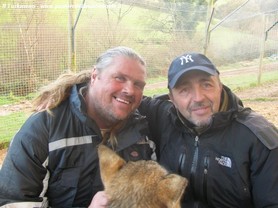 Con Shaun Ellis al Wolf Center